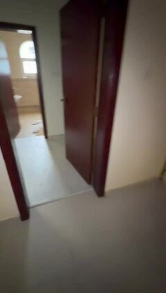 للايجار فيلا في ام قرن  ٦غرف