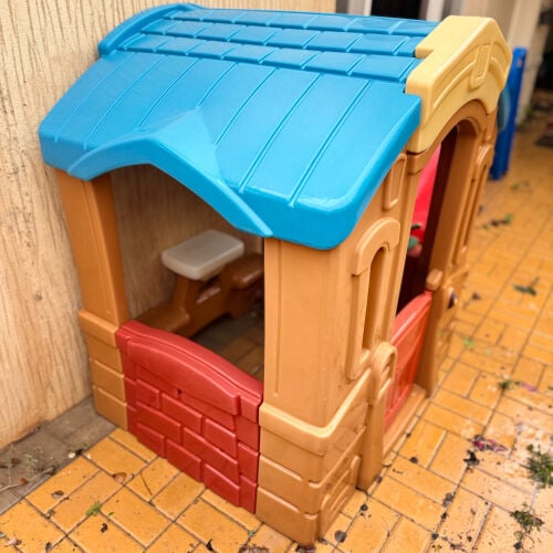 بيت اطفال للحديقه