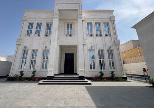 للبيع فيلا في روضه حمامه 1000 م 