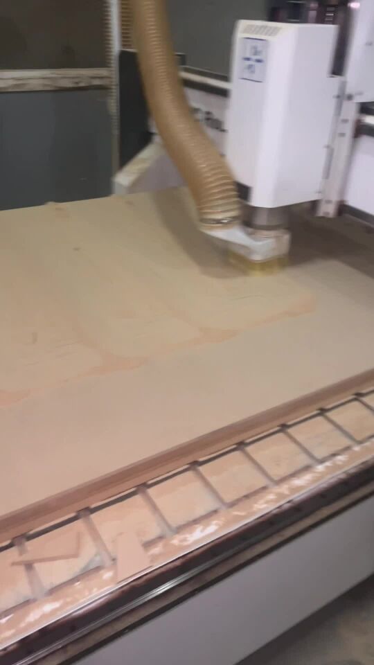 ماكينة سي ان سي