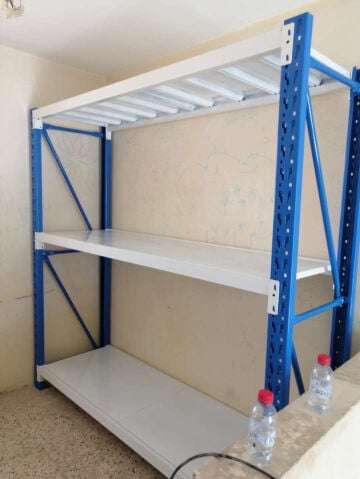 Shelves for storage - New