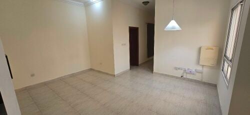 للايجار  شقه عائلات  شامل