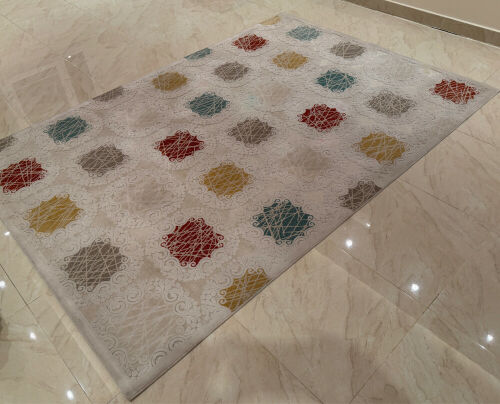 Medium size carpet