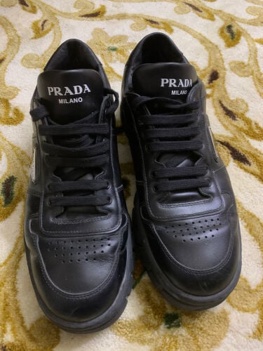 حذاء سنيكرز ماركة برادا إيطالى  