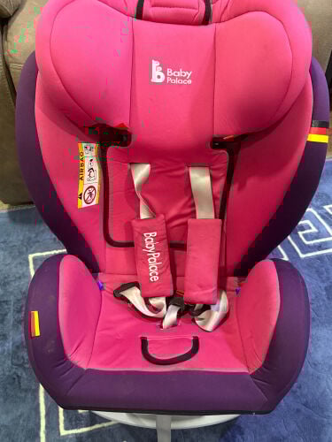 كرسي سياره بحاله ممتازة