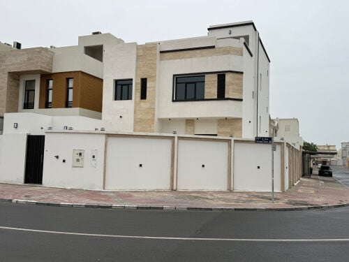 للبيع فيلا الثمامه بالمكيفات 