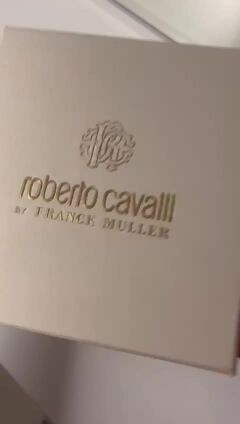 للبيع ساعه روبرتو كافالي 