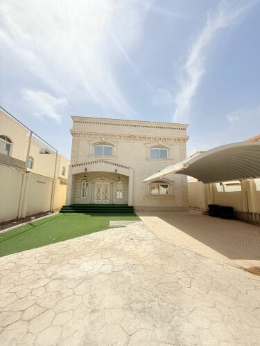 للايجار فيلا بأم عبيريه