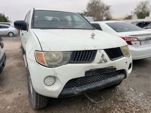 MITSUBISHI L200 2015 MODEL DOUBLE