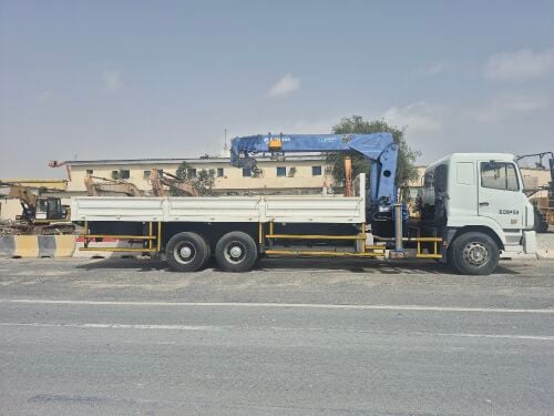 شاحنة رافعة حمولة عشرة أطنان للإي