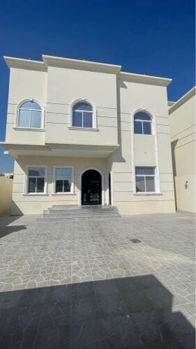 شقه للإيجار بالثمامه 