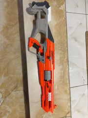 1 nerf gun 2 x shots gum ,2 other
