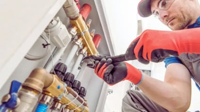 plumber needed 
