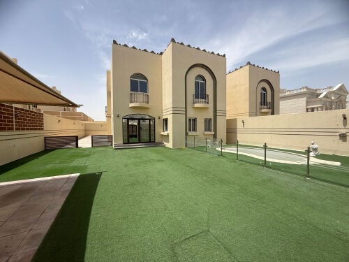 للايجار فيلا بالخيسه ٥٦٠متر