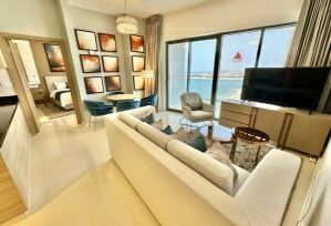 غرفتا نوم وصالة | إطلالة بحر