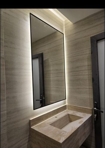 أعمال الألمنيوم والزجاج.