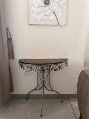 طاولة انتري 