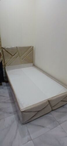 Bad mattress cabinet