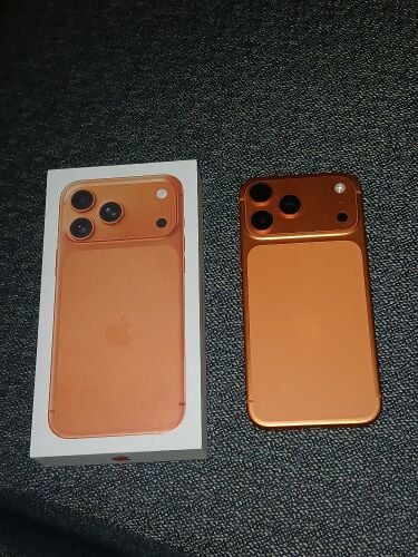 iphone17 ProMax 256 cosmic orange