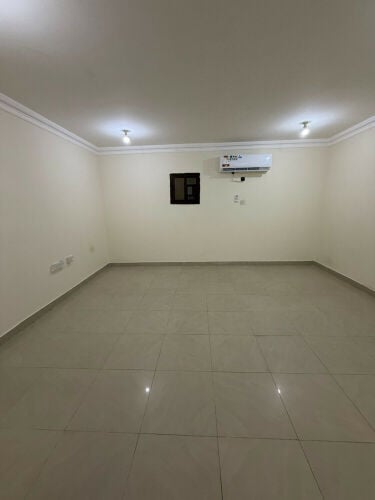 غرفة وصالة الثمامة قريب المول