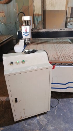 CNC machine in excellent condition.