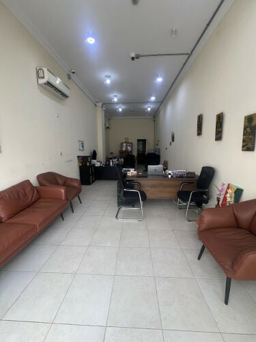 للايجار محل معيذر  ام الدوم 