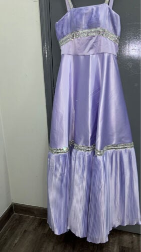New dress for sale