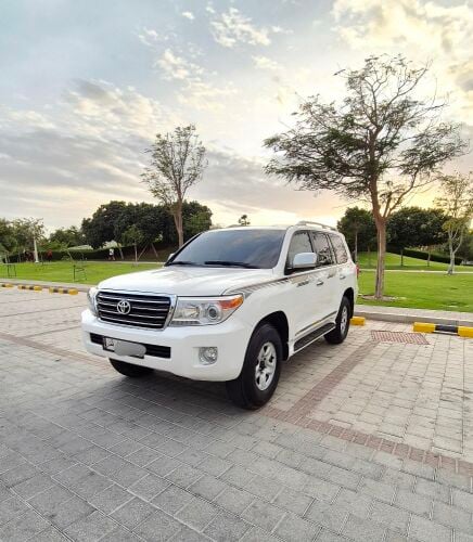 Toyota land cruiser  GX limited