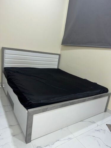 King bed