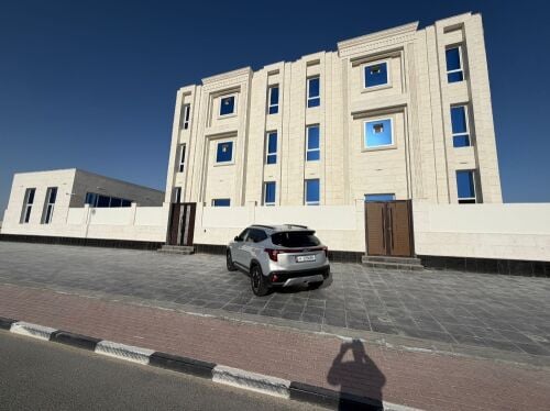 متلصقات مؤجرات 30 الف