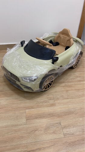 electric car with remote control 