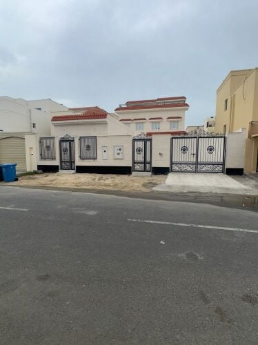 للبيع فيلا في الصخامه