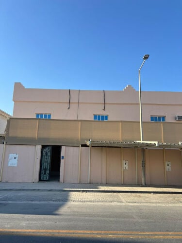 للبيع فيلتين متلاصقات 