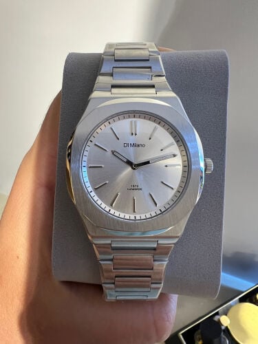 دي ون ميلانو غروڤوي جديدة