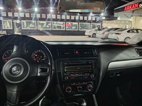 volkswagen jetta 2014 low mile