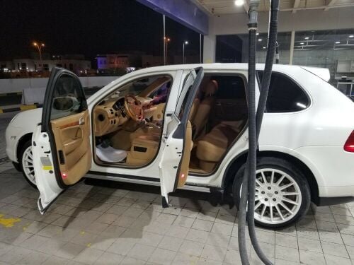 للبيع بورش اس كائن