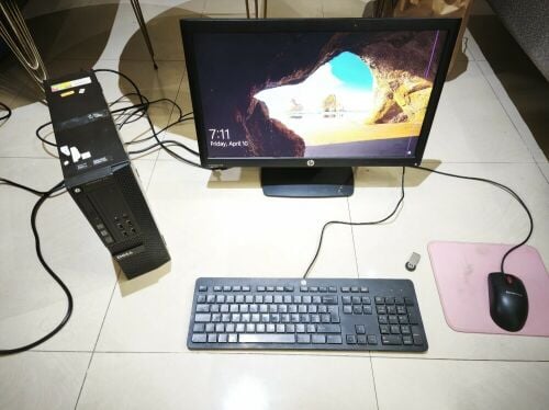 dell i7 4th gen 8GB RAM 2TB storage