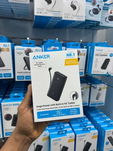 ANKER . 20000mAh powerbank.  