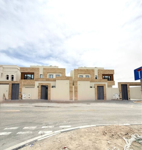 للبيع فلل راقية بمريخ 552