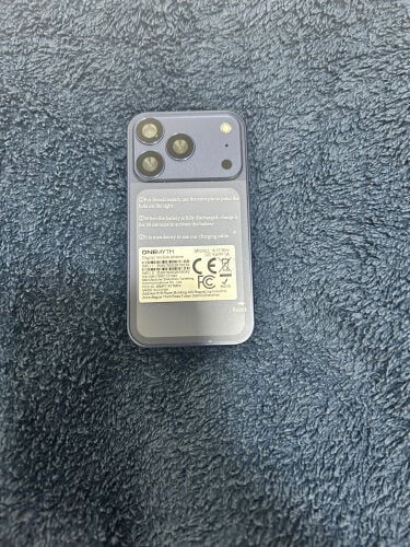 iPhone 17 pro Max small size