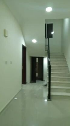 للايجار فيلا ام قرن