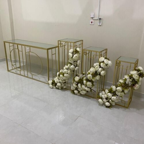 للبيع طاولات استقبال