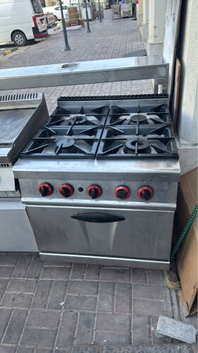 4 موقد غار مع فرن 