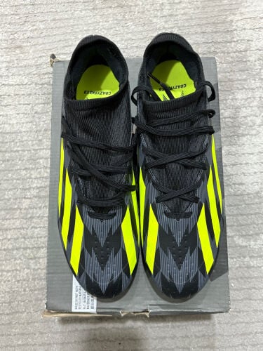 Football shoes Size 42