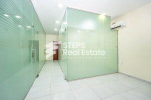 مكتب مجهز للإيجار في الريان