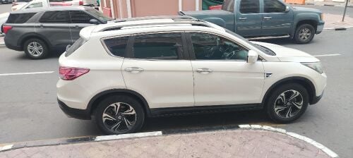 للبيع سيارة دونغ فينغ موديل 2018
