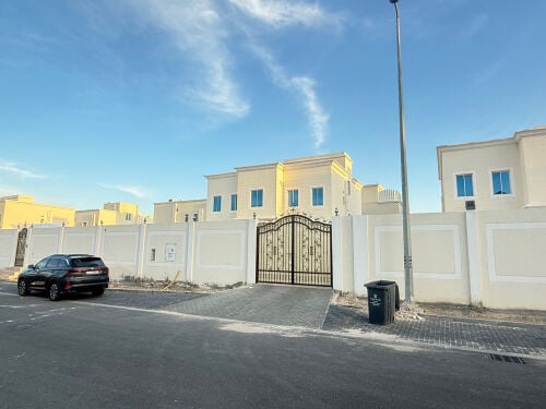 للإيجار فيلا في معيذر الوكير