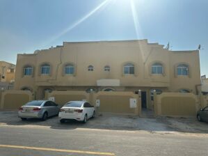 الغرافة غرفة مطبخ حمام شامل