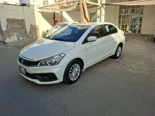 suzuki ciaz2024 with limousine