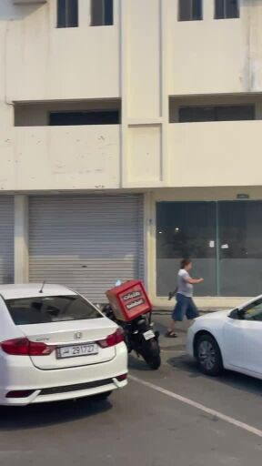 للإيجار محلات بالوكرة شارع عام 